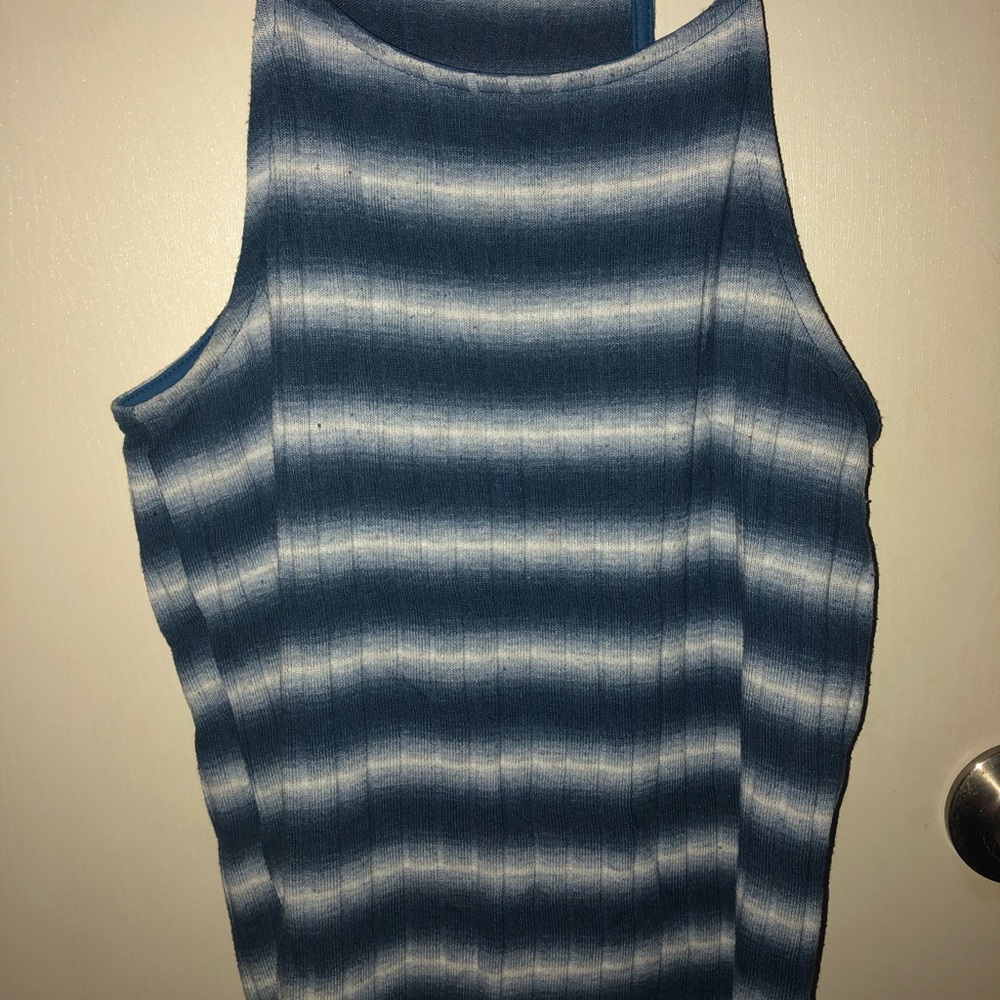 High neck tank